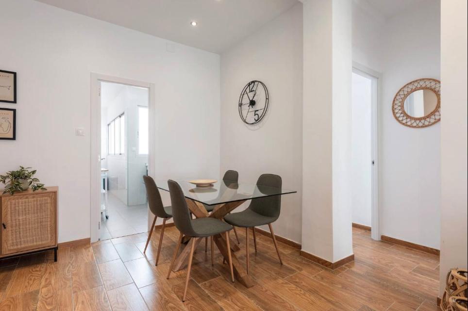 Bokeron Host - Soho Malaga Apartment Bagian luar foto